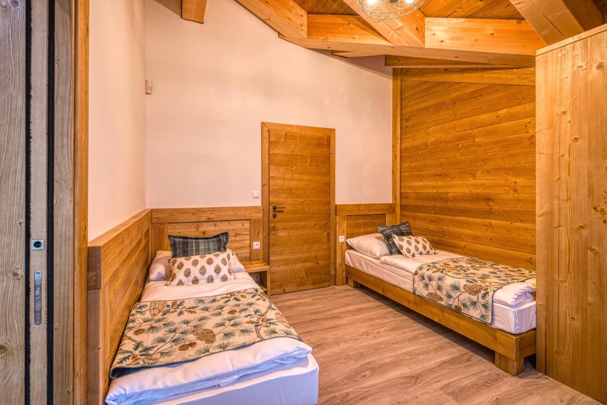 Chalet Mountain Demanovska Dolina Exterior photo
